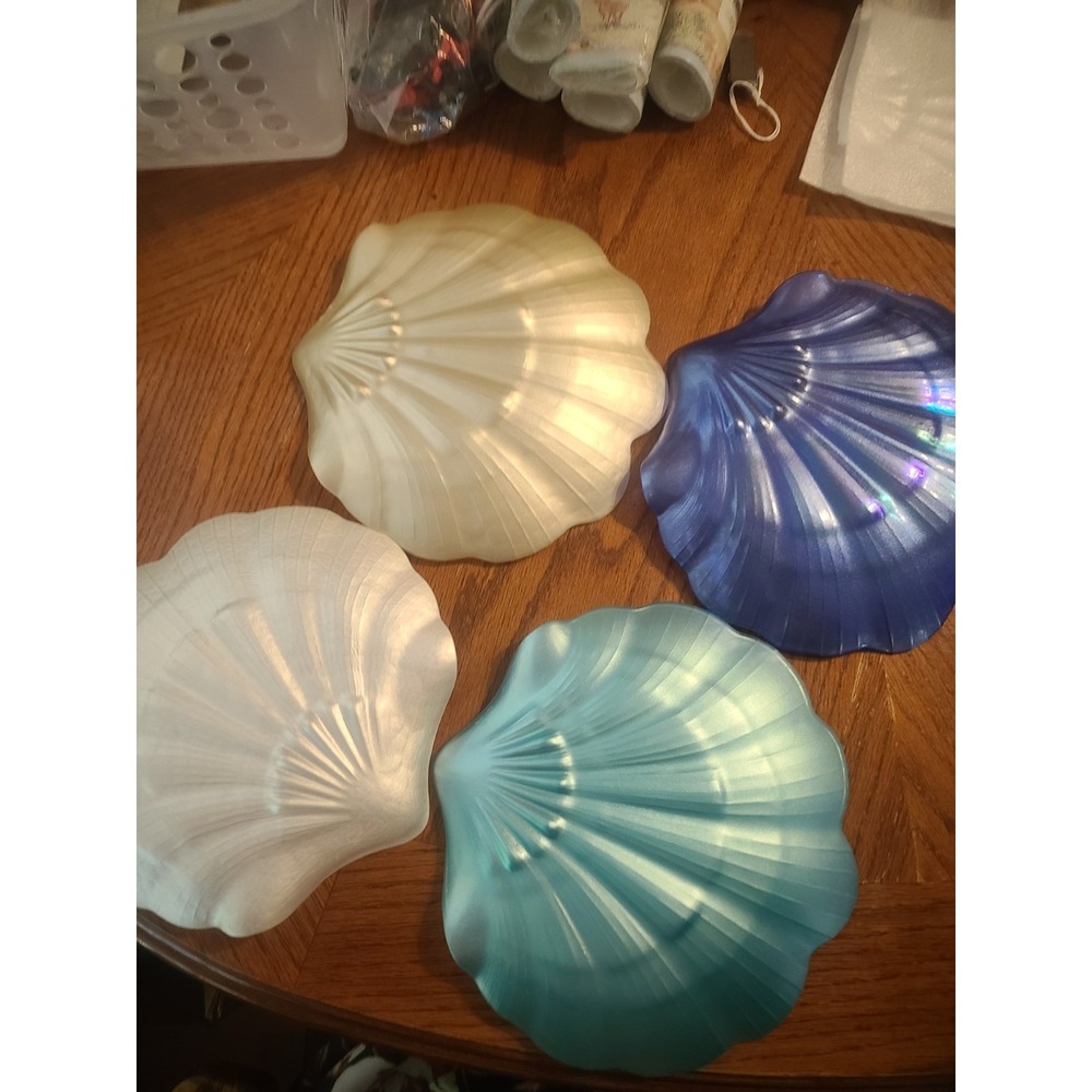 Akcam Turkish Art Glass Iridescent Oyster Shell Decorative Dishes Set of 4 Paste - Picture 2 of 6